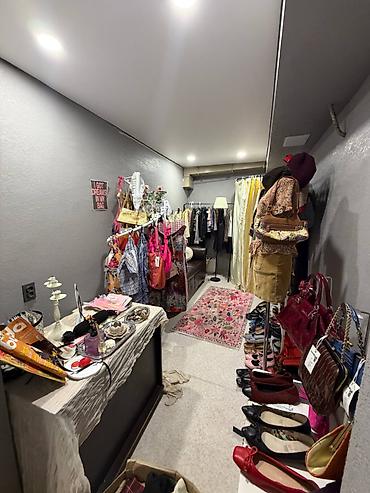 Продажа другой коммерческой недвижимости: 📍 ул. Руставели 🔘Этажи -1/5 🔘135м² Продажа коммерческого помещения — 9