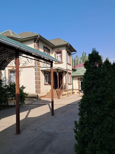 дом такмак: 180 м², 7 комнат, Утепленный, Теплый пол, Балкон застеклен
