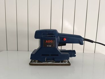 alat za skidanje parketa: AEG VS 230 slajferica u odlicnom stanju, radi bez greske!