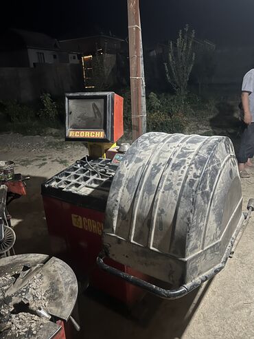 домкрат 50 тонн: Шиномонтаж все комплекты продается! 2 шт домкрат отдаю на бонус. Цена