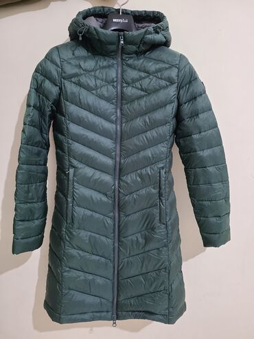 женские куртки зима большие размеры: Женская демисезонная куртка. Наполнитель пух. Размер S
