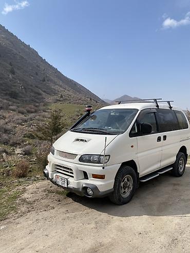 Mitsubishi Space Gear: 1997 г., 2.8 л, Автомат, Дизель, Минивэн