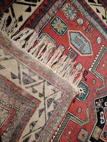 Qədim xalçalar: Qədim xalça, 1920 il, Azərbaycan, Vəziyyəti: Əla — 12