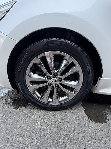 210 белый: Kia Carnival: 2017 г., 2.2 л, Автомат, Дизель, Минивэн — 3