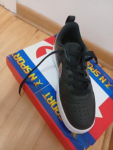 karike: Nove Nike patike br 38, gaziste 24 cm. Kupljene u sport visionu — 1