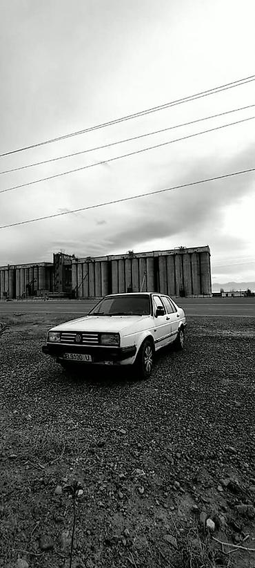 жаз авто: Volkswagen Jetta: 1986 г., Кол менен иштөөчү, Седан — 3