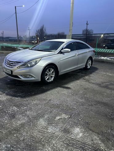 Hyundai: Hyundai Sonata: 2010 г., 2 л, Автомат, Газ, Седан