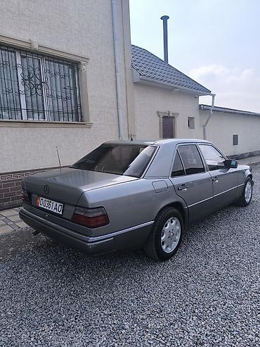 Mercedes-Benz: Mercedes-Benz W124: 1990 г., 2.3 л, Механика, Седан — 3