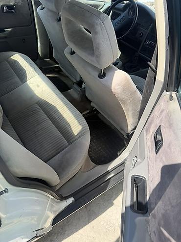авто мотор: Audi 80: 1989 г., 1.8 л, Механика, Бензин, Седан — 9