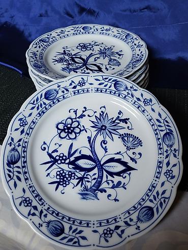 Kuhinjski setovi: Tanjiri Kahla porcelan cvibl mustra 1968 do 1987g.Nemacka. Tanjiri — 6