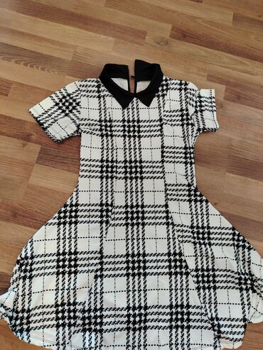 stroy material: Вечернее платье, M (EU 38)