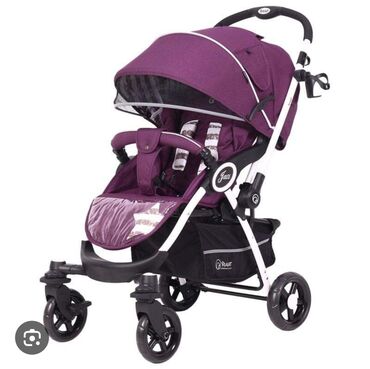 прогулочная детская коляска: Коляска, цвет - Фиолетовый, Б/у