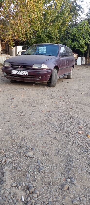 Opel: Opel Astra: 1.7 l | 1992 il 151515 km Universal — 4