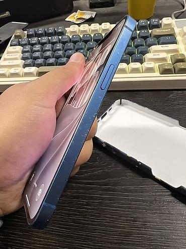 Apple iPhone: IPhone 13, Б/у, 128 ГБ, Синий, Чехол, 76 % — 4