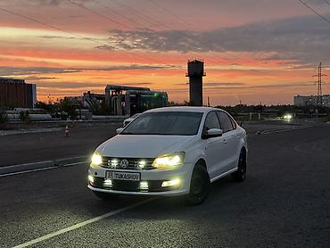 b v d: Volkswagen Polo: 2017 г., 1.6 л, Автомат, Бензин, Седан — 6