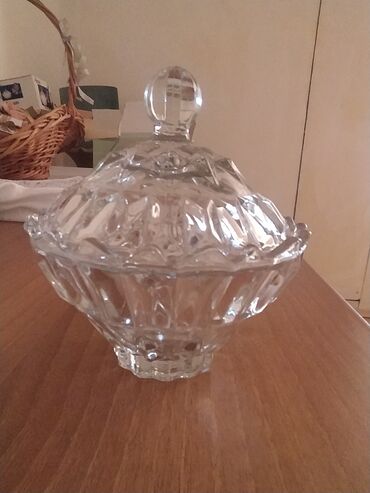 Digər dəstlər və servizlər: Şüşə məmulatlar dəsti - Yaşıl rəngli ayaqlı meyvə/şirniyyat qabı — 6