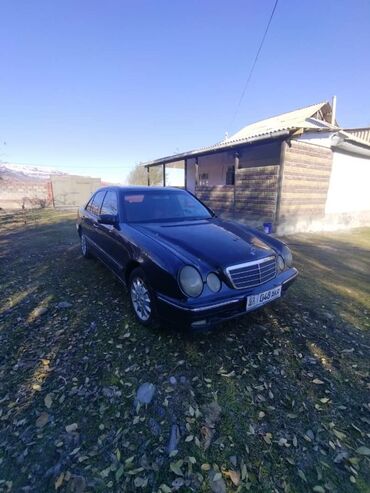 Mercedes-Benz: Mercedes-Benz E-Class: 2001 г., 2.4 л, Механика, Бензин, Седан