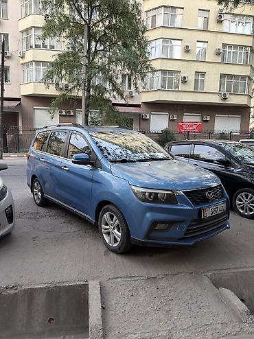 бид е2: BYD : 2021 г., 1.3 л, Механика, Бензин, Минивэн — 3