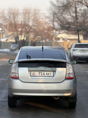 Toyota: Toyota Prius: 2005 г., 1.5 л, Автомат, Гибрид — 5