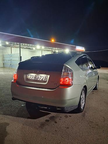 авто базар: Toyota Prius (2-ci nəsil) hibrid hetçbek - Hibrid benzin-elektrik güc — 2