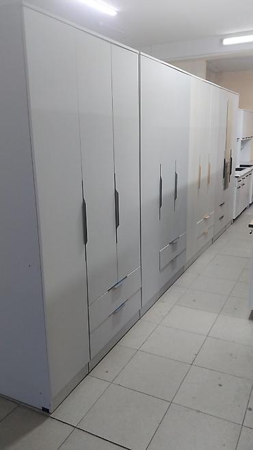 Шифоньеры, шкафы для одежды: Трёхдверный шкаф-/распашной для одежды - Габариты: ориентировочно — 12