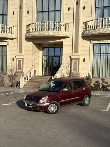 Toyota: Toyota Дуэт: 2000 г., 1 л, Автомат, Бензин, Хэтчбэк — 2