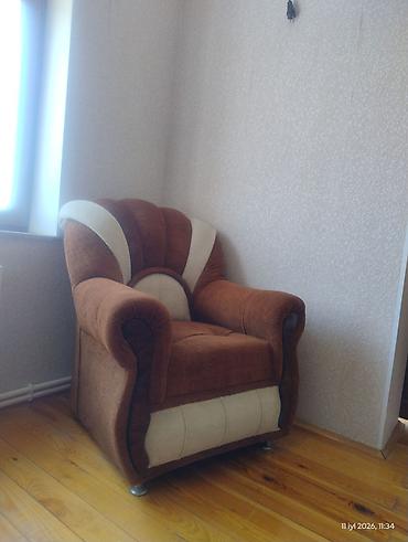 kreslolar ofis ucun: Yumşaq kreslo 2 ədəd - Rəng: Qəhvəyi-bej kombinasiya - Material — 1