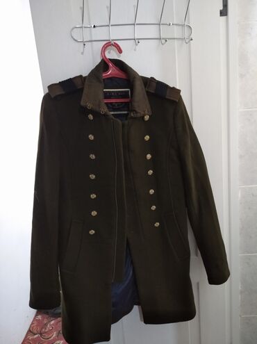 купить мужское пальто в бишкеке: Продаётся пальто от Зара оригинал