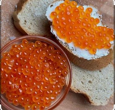 Qırmızı kürü: Qırmızı kürü – seçilmiş iri dənələr, parlaq narıncı rəng və zərif — 12