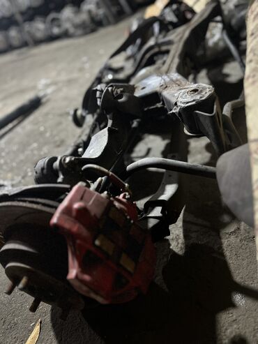 Суппорты: Комплект суппортов Subaru 2004 г., Б/у, Оригинал, Япония — 3