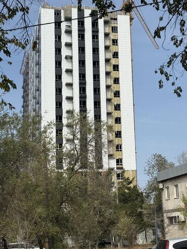сдается квартира в рабочем городке: 1 бөлмө, 49 кв. м, Элитка, 10 кабат, ПСО (өзү оңдоп түзөтүп бүтүү үчүн)