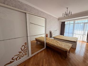 ivanovkada ev satilir: 📍 Mənzil Yasamal rayonu, Nizami metrosunun çıxışında yerləşir. 🏢 Bina — 3