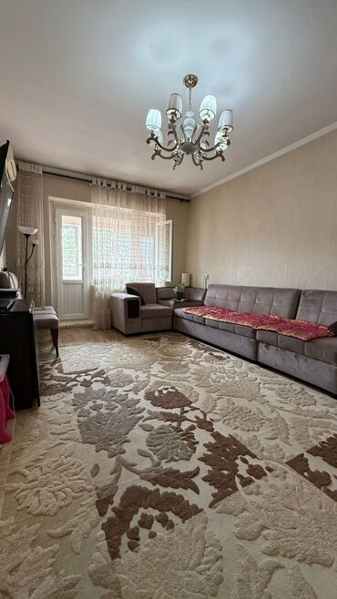 квартира рабочий горадок: 3 комнаты, 62 м², 105 серия, 5 этаж, Косметический ремонт