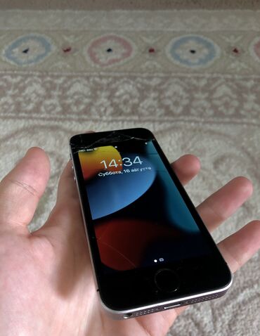 симка номер: IPhone SE, Б/у, 64 ГБ, Black Titanium, 100 %