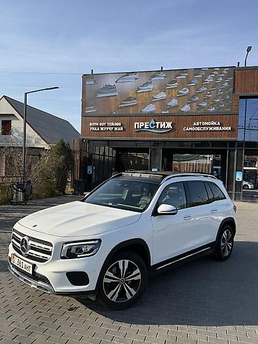 Mercedes-Benz GLB-Class: 2021 г., 2 л, Бензин, Кроссовер