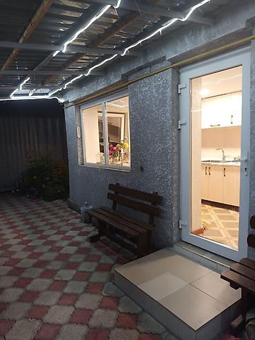 Продажа коттеджей и домов: Продается Дом в центре с видом на Ботанический сад (золотой квадрат — 1