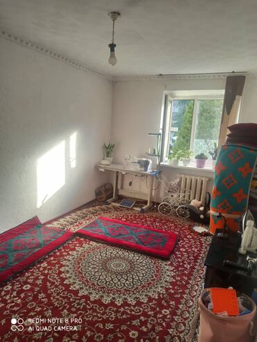 квартира керек дордой жактан: 1 бөлмө, 30 кв. м, Хрущевка, 1 кабат