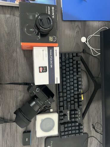 Видеокамеры: Продаю: Камеру Sony a6400 4K Kit объектив E PZ 16-50mm F3.5-5.6 OSS