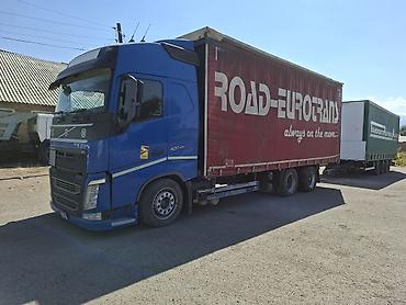 Тягач, Volvo, 2015 г., Тентованный