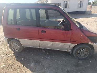 разбитые авто: Daihatsu Move: 1998 г., 0.8 л, Механика, Бензин, Минивэн — 3