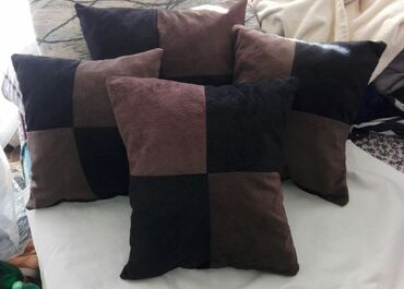 materijal za bastenske jastuke: Throw pillow