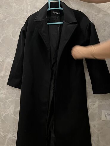 мужской пальто: Пальто 🧥 46-48 размер