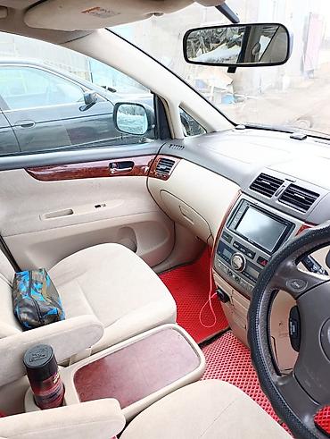лал авто: Toyota Ipsum: 2002 г., 2.4 л, Автомат, Газ, Минивэн — 4