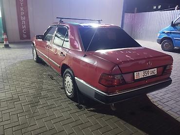 Продажа авто: Mercedes-Benz W124: 1986 г., Седан — 4