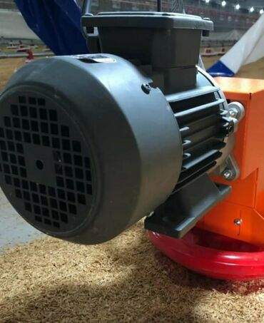 Qidalandırıcılar: Yem qabı, Yem üçün, Quşlar üçün, Rayonlara çatdırılma, Ünvandan götürmə, Pulsuz çatdırılma — 3