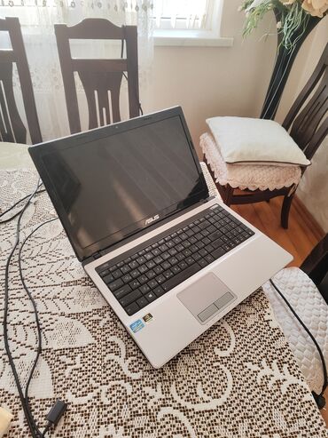 asus netbuk: Tekce zaryatka saxlamir toka tax islet core i7 - Ram 8 Nvidia 2GB