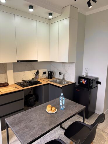 Посуточная аренда квартир: 1 комната, Душевая кабина, Постельное белье, Кондиционер — 2