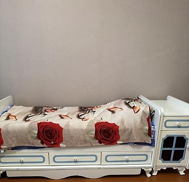 uşag beşikleri: Oğlan üçün, İşlənmiş, Beşik, Matras ilə — 1