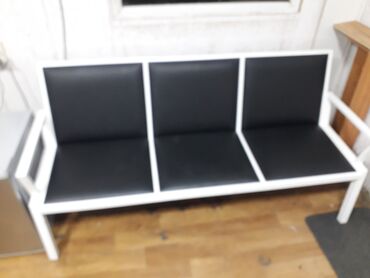 Другая мебель: Кресла для актовых залов 3-х и 4-х секционные. Кресла в наличии и на — 12