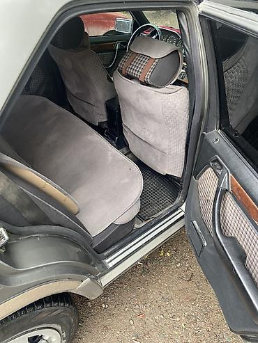 Транспорт: Mercedes-Benz W124: 1990 г., 2.3 л, Механика, Бензин, Седан — 9